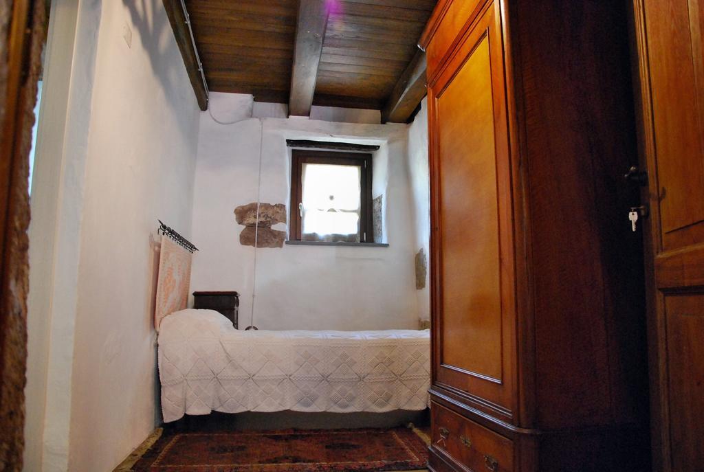 Casa Castori Bed & Breakfast Макомер Стая снимка