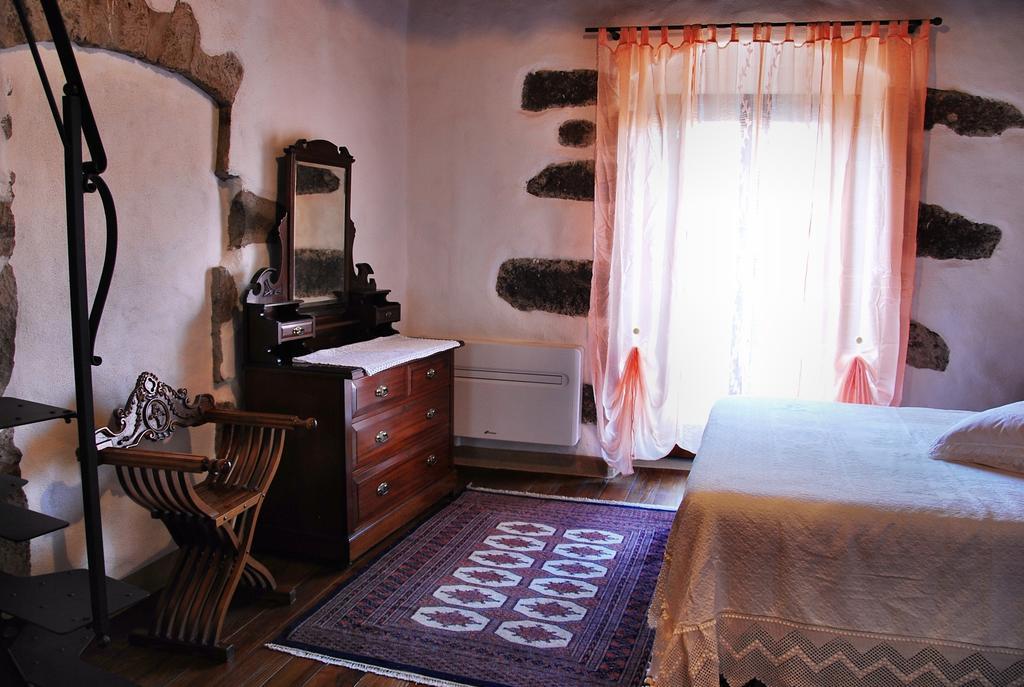 Casa Castori Bed & Breakfast Макомер Стая снимка